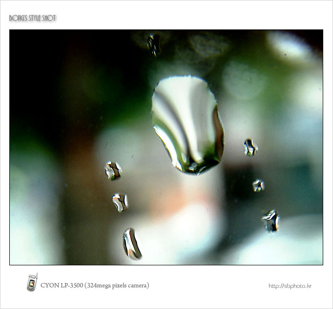 20050710raindrop2.jpg